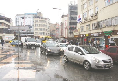 Bayramda harcamaların en çok arttığı sektör, araç kiralama-satış-servis oldu