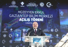 "Amacımız evlatlarımızı geleceğin teknolojileri ile yetiştirmek"