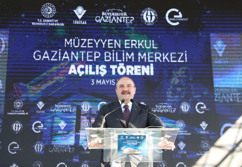 "Amacımız evlatlarımızı geleceğin teknolojileri ile yetiştirmek"