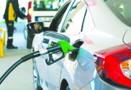 Benzinde indirim bekleniyor