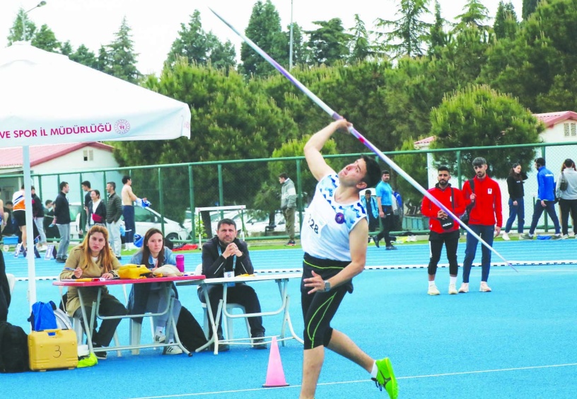 Ünilig Atletizm Türkiye Şampiyonası Manisa'da başladı