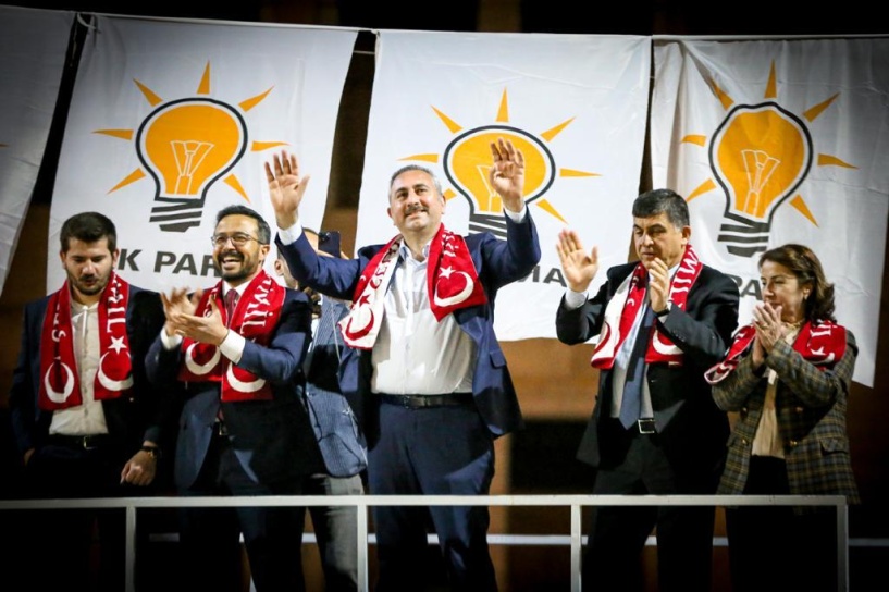 AKP adayları Hacıbaba ve Eyüpsultan’daydı