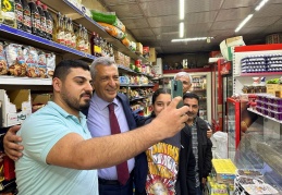 “Hükümetler, ülkemize ve halkımıza hizmetle görevlidir”