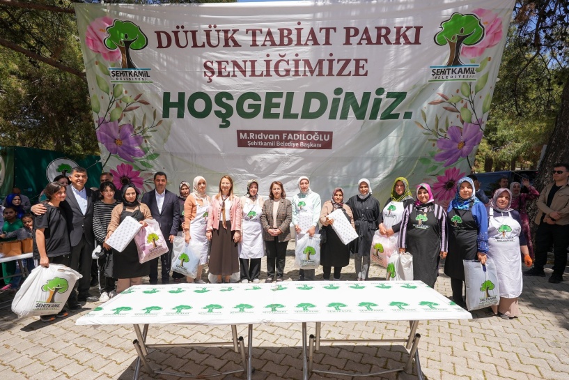 En güzel çiğ köfteyi yapmak için yarıştılar