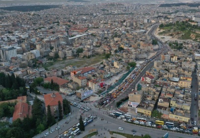 “Şehirlerimizin en büyük problemi trafik”