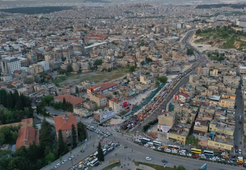 “Şehirlerimizin en büyük problemi trafik”