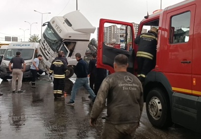 Gaziantep'te zincirleme trafik kazası: 5 yaralı
