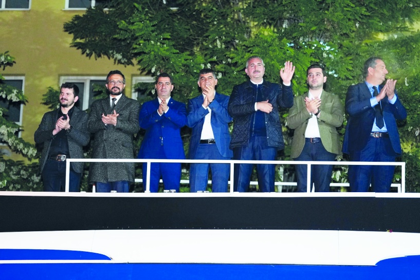 Yapacak çok işimiz var