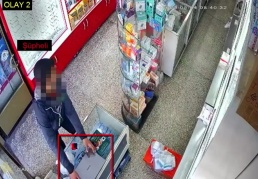 Bilgisayar hırsızı güvenlik kamerasına yakalandı