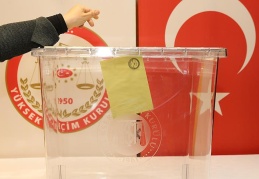 Seçimin sonucunu kadınlar ve gençler belirleyecek