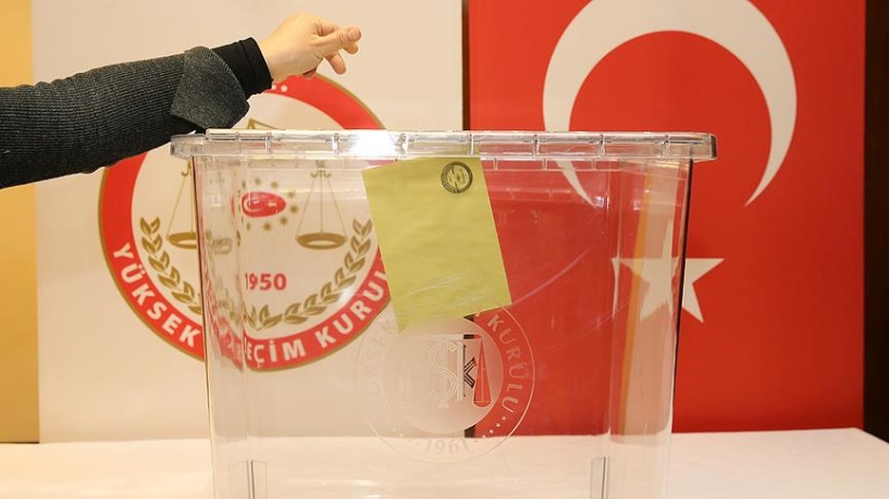 Seçimin sonucunu kadınlar ve gençler belirleyecek