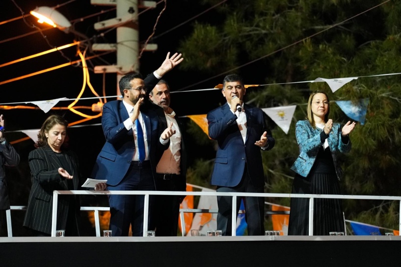 İncilikaya Mahallesi’ndeki vatandaşlarla buluştular