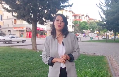 Sevda Karaca, pandemide yaşamını yitiren işçinin ailesini ziyaret etti