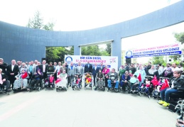 Şahinbey'de 91 engelliye tekerlekli sandalye