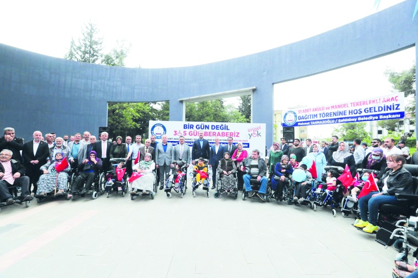 Şahinbey'de 91 engelliye tekerlekli sandalye