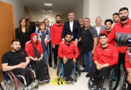 Engeller Haftasında medikal malzeme dağıtıldı