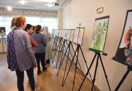 Minik kursiyerler resimleriyle görücüye çıktı