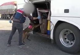 Uyuşturucu ve kaçakçılık operasyonunda 11 tutuklama