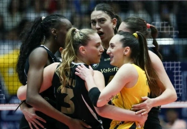 Türkiye, kadın voleybolunda 24. uluslararası kupasını kazanacak