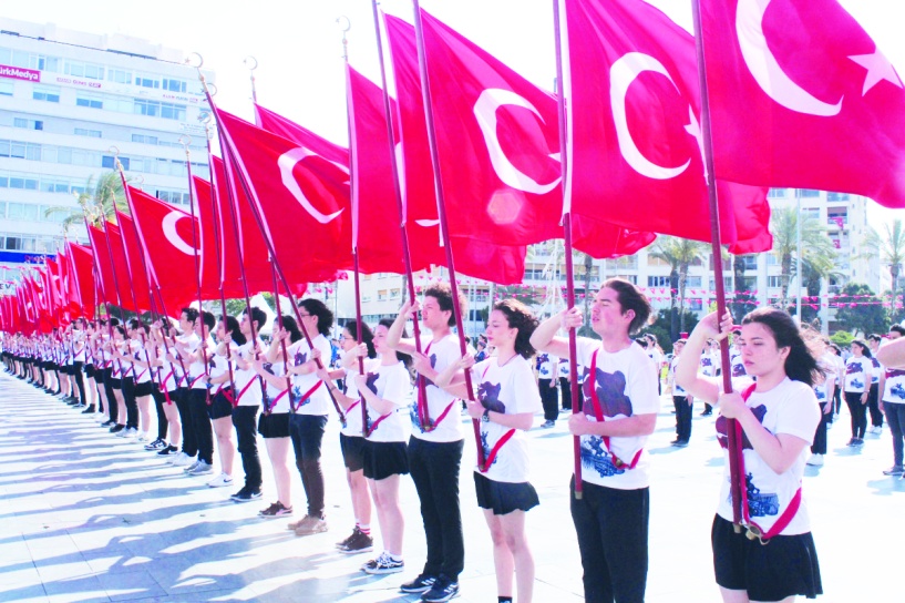 19 Mayıs kutlandı: "Atatürk’ün de öğütlediği gibi tek ihtiyacımız olan çalışmak"