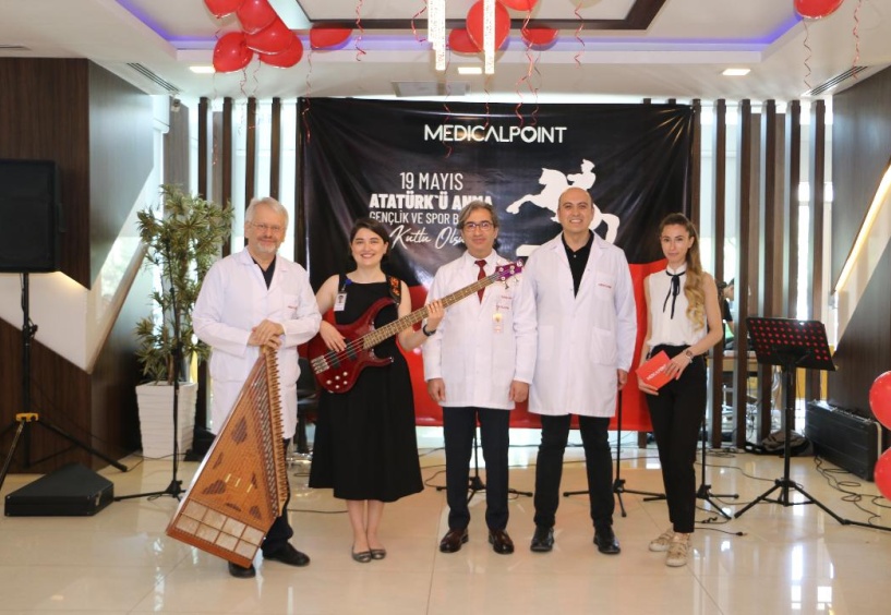 Hekim ve sağlık çalışanlarından 19 Mayıs konseri