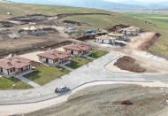 3 köy evi tamamlanarak teslim edildi