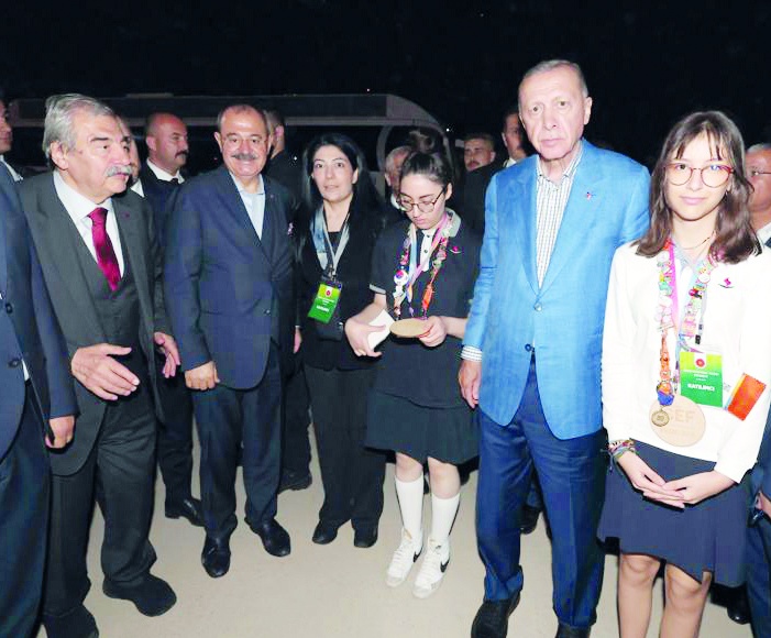 Erdoğan, “Elde ettiğiniz başarıyla ülkemiz adına gurur duydum”