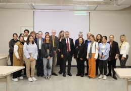 Genç tasarımcıların dokuya ilgisi büyük