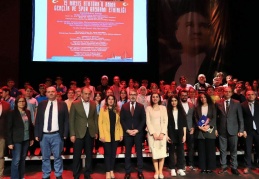 Atatürk’ün gençlere gösterdiği hedefler son derece önemli bir yere sahip