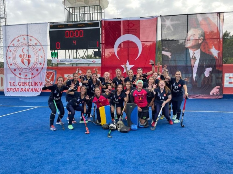 Gaziantep Polisgücü Spor Kadın Hokey Takımı rakibini 1-0 yendi