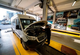 Ticari araç parkının yaş ortalaması 14,8’den 15,5’a yükseldi