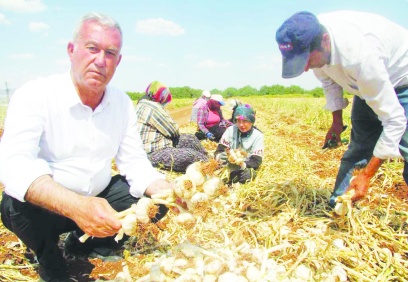Üretici ucuza satıyor, tüketici pahalı tüketiyor