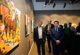 Bir toplumun sağlıklı ve dengeli gelişmesi pozitif bilim, sosyal bilimler ve sanatla mümkün