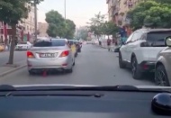 Konvoyla trafiği  tehlikeye atan 74 araca ceza