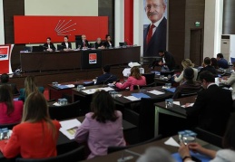 Fikri Sağlar: 10 ay sonra yapılacak belediye seçimlerine CHP asla bugünkü yönetim kadrosuyla gitmemeli