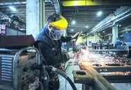 Sanayide çalışan kişi başına üretim endeksi yüzde 5,2 geriledi