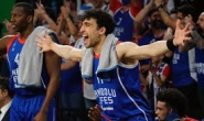 Anadolu Efes, seride öne geçti!