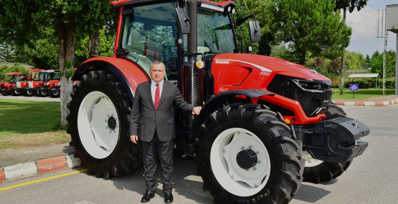 TARMAKBİR’de bayrağı BAŞAK Traktör’ü temsil eden Gökhan Bayramoğlu devraldı