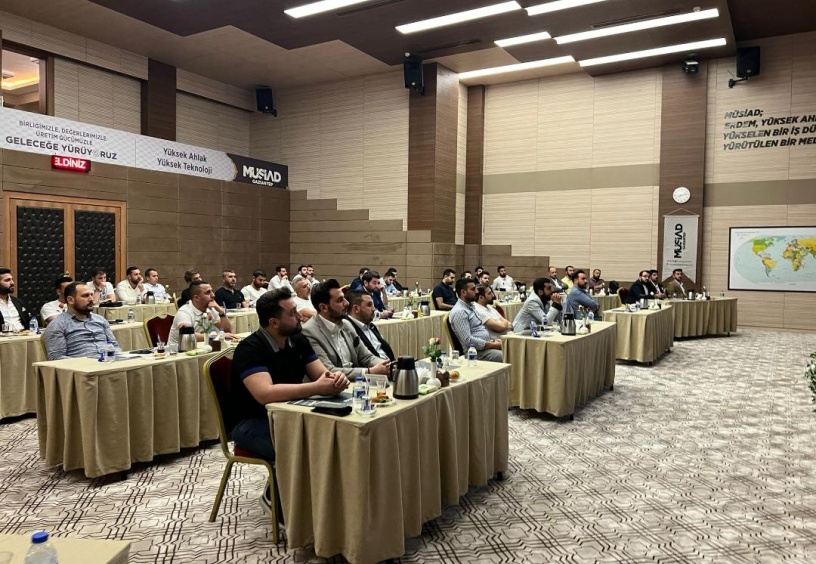 Geleceğin Yöneticileri için Mentorluk ve Koçluk eğimi