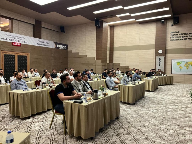 Geleceğin Yöneticileri için Mentorluk ve Koçluk eğimi