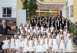 İlkokuldan mezuniyet sevinci