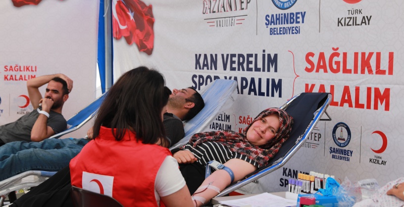 Kızılay’a bir günde 5 bin 989 ünite kan bağışı yapıldı