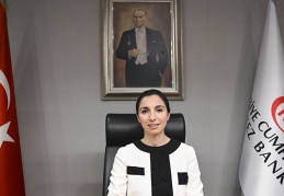 Hafize Gaye Erkan'ın makamda ilk fotoğrafı