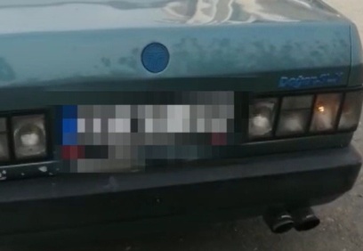 Çevreyi rahatsız eden 15 araç sürücüsüne ceza