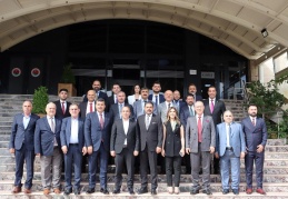 “Ekonomilerde güven ve istikrar belirsizliklerin en büyük ilacıdır”