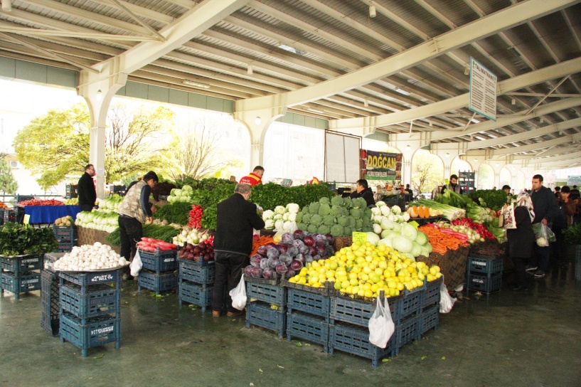 Dolar arttı, mazot pahalandı, Pazar fiyatları uçtu