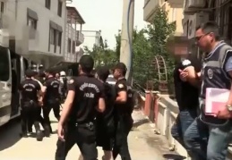 Gaziantep ve Mersin'de eş zamanlı fuhuş operasyonunda 15 gözaltı