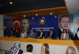 Yeni ders yılı başlamadan bölgeyi deprem öncesi koşullara yeniden kavuşturacağız