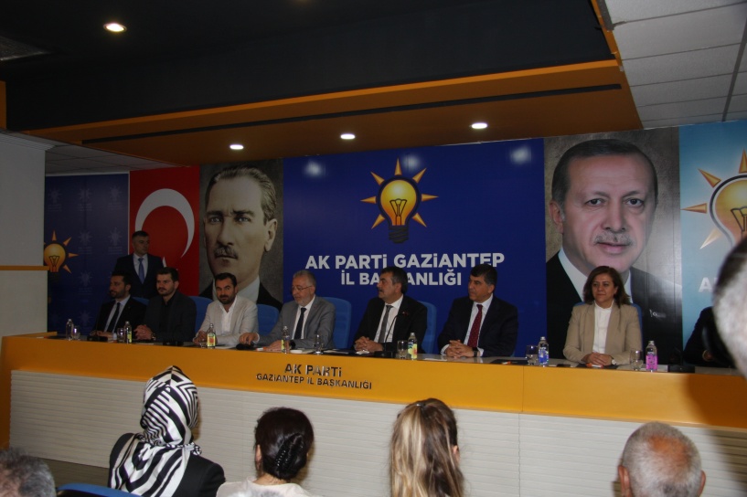 Yeni ders yılı başlamadan bölgeyi deprem öncesi koşullara yeniden kavuşturacağız