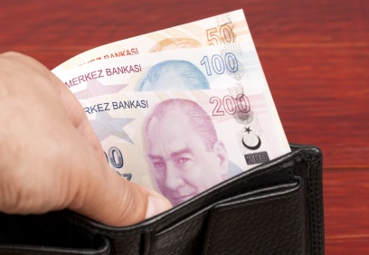 Emekli aylıkları ve bayram ikramiyeleri 17-23 Haziran’da yatırılacak